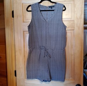 Medium Banana Republic Romper
